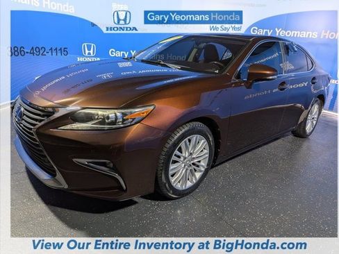 Used 2016 Lexus ES 350 w/ Premium Package w/Wood Trim FWD image 8
