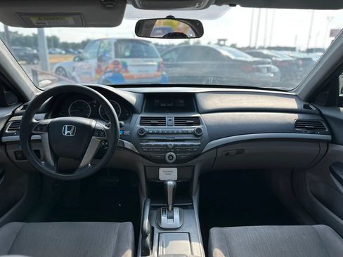 Used 2011 Honda Accord LX-P image 12
