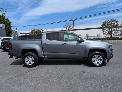 Used 2019 Chevrolet Colorado LT w/ LT Convenience Package image 4