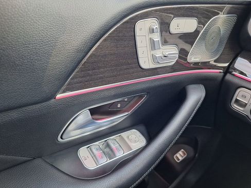 Used 2020 Mercedes-Benz GLE 450 4MATIC w/ Premium Package image 20