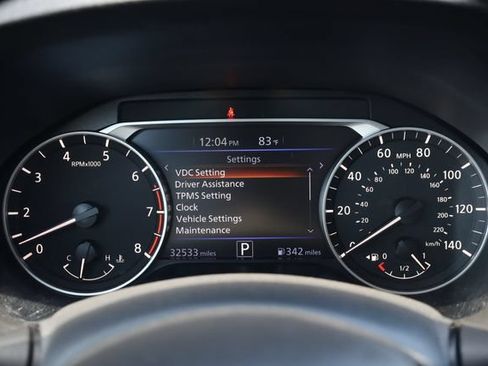 Used 2025 Nissan Altima 2.5 SV FWD image 19