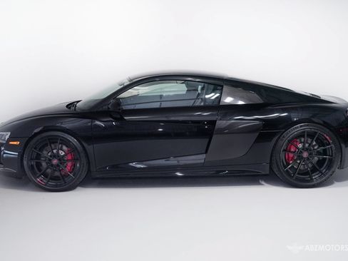 Used 2017 Audi R8 V10 AWD/4WD image 4