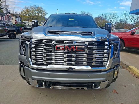 New 2026 GMC Sierra 2500 Denali w/ Denali Reserve Package image 2