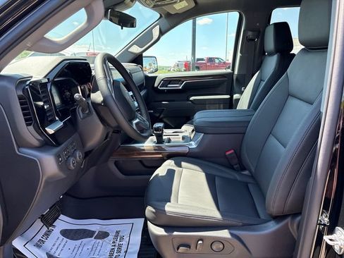 New 2026 Chevrolet Silverado 1500 LT Trail Boss w/ LT Trail Boss Premium Package AWD/4WD image 8
