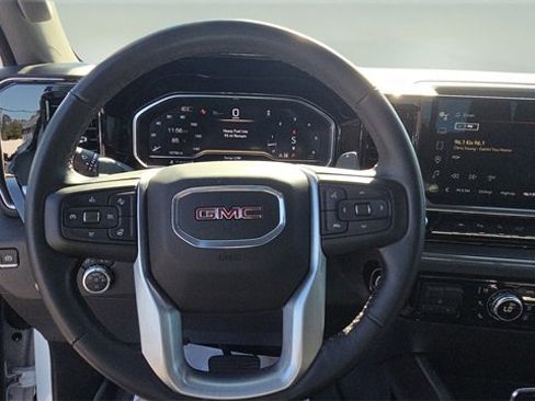 Used 2024 GMC Sierra 1500 SLT w/ SLT Premium Plus Package image 11