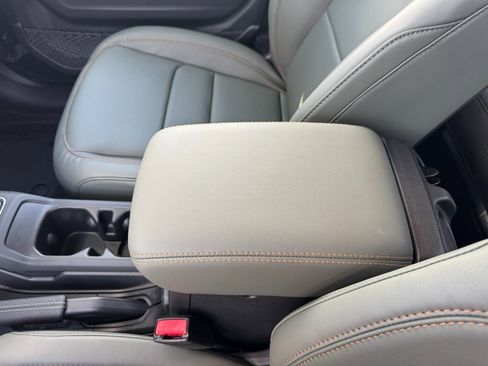 New 2025 Jeep Gladiator Mojave image 34