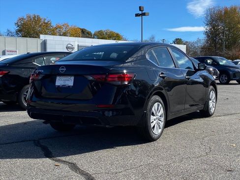 New 2025 Nissan Sentra S image 3