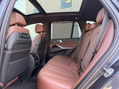 Used 2021 BMW X5 M50i w/ Executive Package AWD/4WD image 33