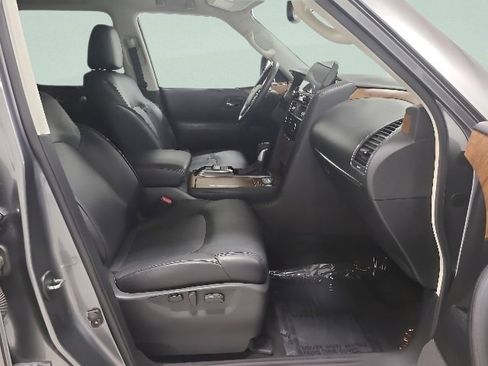 Used 2021 Nissan Armada SL w/ Captain's Chairs Package AWD/4WD image 14
