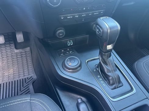 Used 2021 Ford Ranger XLT w/ Equipment Group 301A Mid image 26