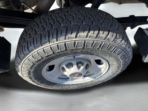 Used 2023 GMC Sierra 2500 Pro w/ Snow Plow Prep/Camper Package image 9