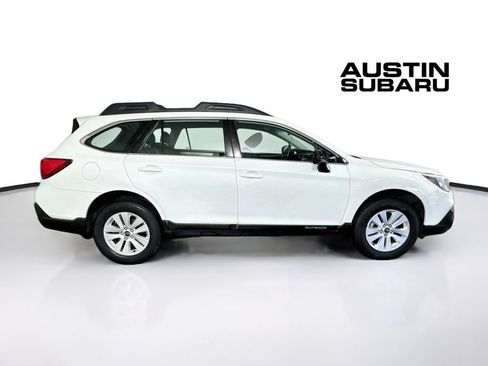 Used 2018 Subaru Outback 2.5i AWD/4WD image 8