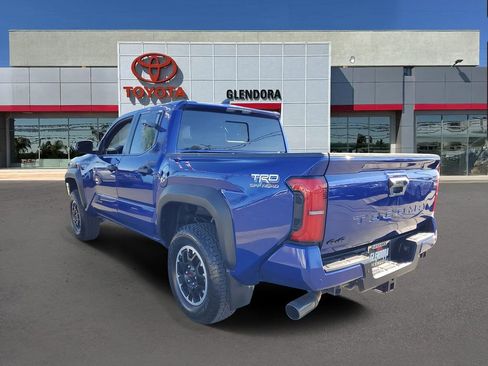 Certified 2024 Toyota Tacoma TRD Off-Road image 5