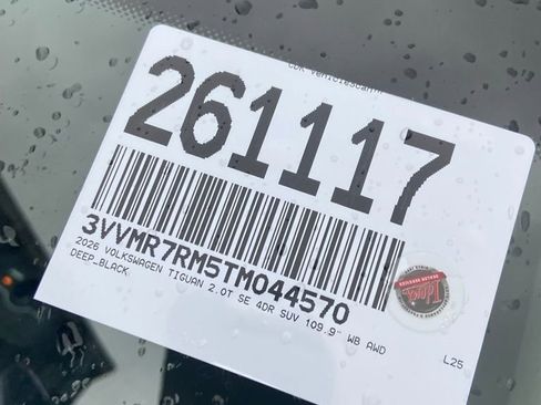 New 2026 Volkswagen Tiguan SE image 15