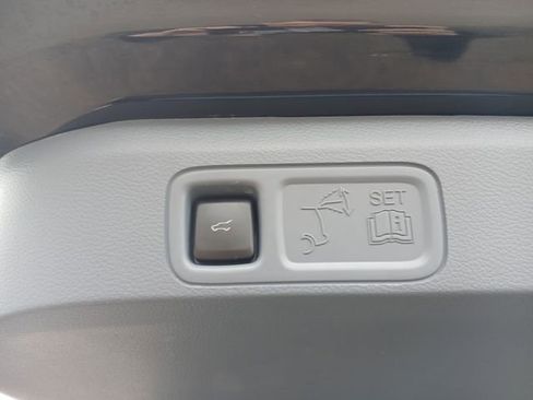 Used 2024 Lincoln Navigator Black Label image 30