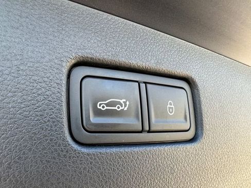 Used 2024 Genesis GV70 2.5T w/ Sport Prestige Package image 13