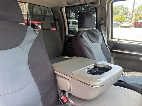 Used 2005 Ford F350 XLT image 15