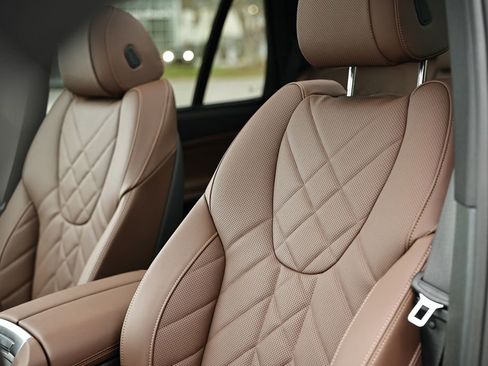 New 2026 BMW X5 xDrive40i w/ M Sport Package image 21