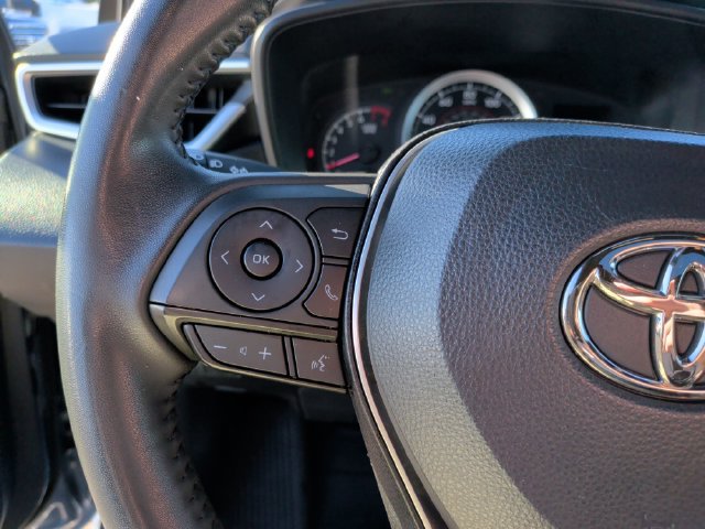 Used 2022 Toyota Corolla SE w/ SE Premium Package FWD image 16