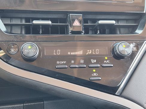 Used 2023 Toyota Camry LE FWD image 14