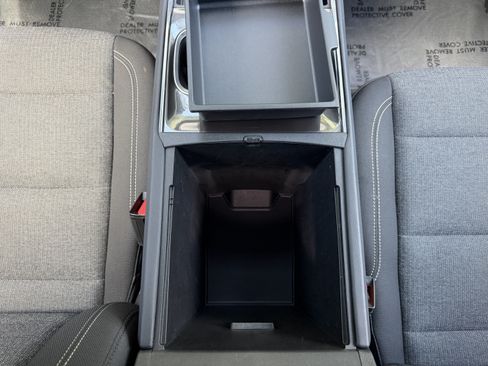 Used 2025 GMC Acadia Elevation AWD/4WD image 25