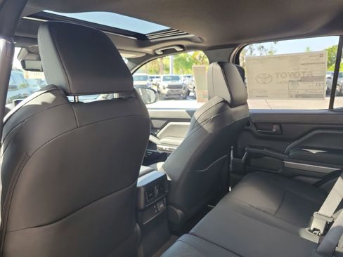 New 2026 Toyota 4Runner TRD Off-Road Premium AWD/4WD image 25