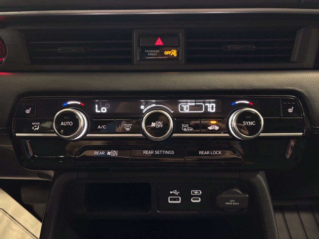 Used 2024 Honda Pilot Touring image 20
