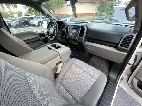 Used 2018 Ford F150 XLT image 40