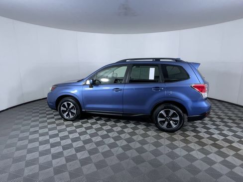 Used 2017 Subaru Forester 2.5i Premium w/ Popular Package #2A image 6