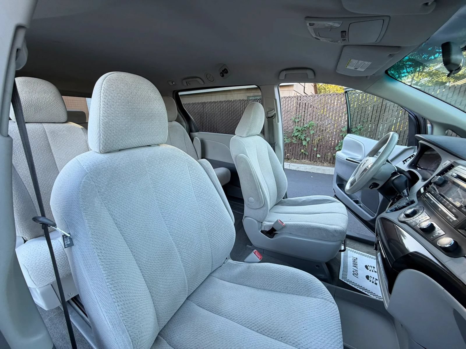 Used 2012 Toyota Sienna LE FWD image 23