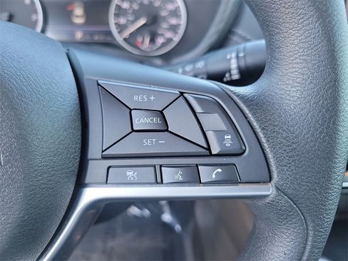 Certified 2024 Nissan Sentra SV image 7