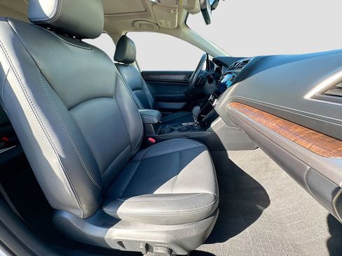 Used 2019 Subaru Outback 2.5i Limited image 37