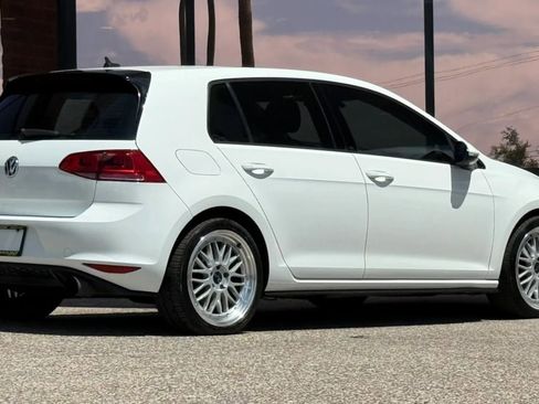 Used 2016 Volkswagen GTI SE w/ Lighting Package (SEL) image 12