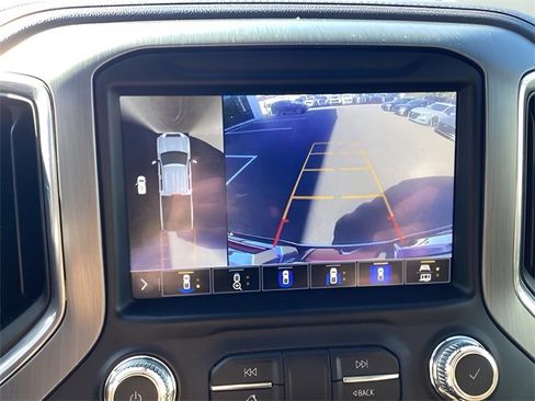 Used 2021 GMC Sierra 2500 Denali w/ Denali Ultimate Package image 26