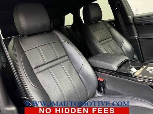 Used 2022 Land Rover Range Rover Evoque R-Dynamic SE image 20