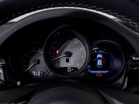 Certified 2023 Porsche Macan S image 21