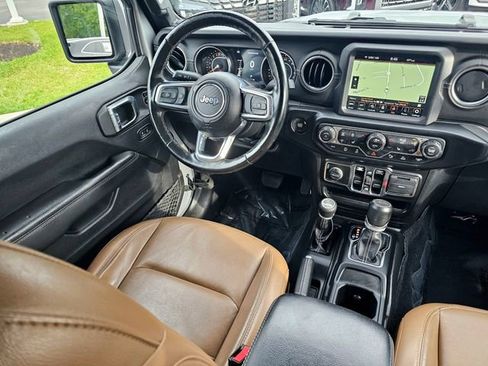 Used 2022 Jeep Gladiator Overland w/ Popular Equipment Package AWD/4WD image 30