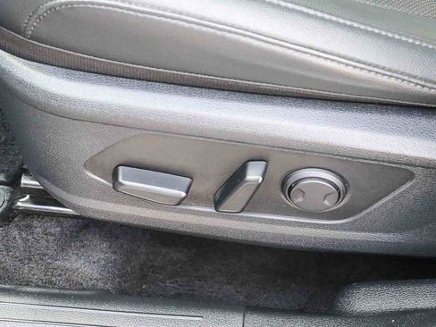 Used 2024 Kia Sportage SX image 20