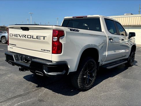 Used 2026 Chevrolet Silverado 1500 Custom Trail Boss w/ Dark Appearance Package AWD/4WD image 6