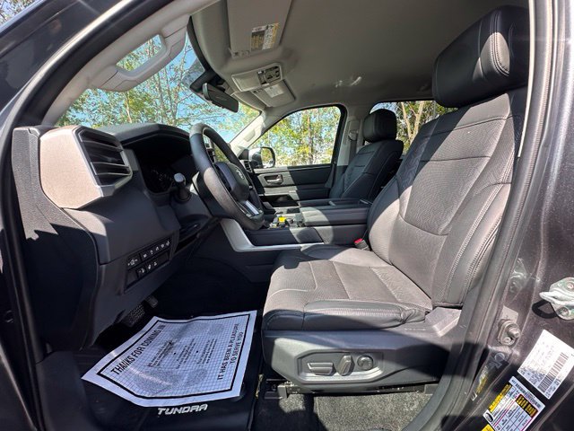 Used 2023 Toyota Tundra Limited AWD/4WD image 25