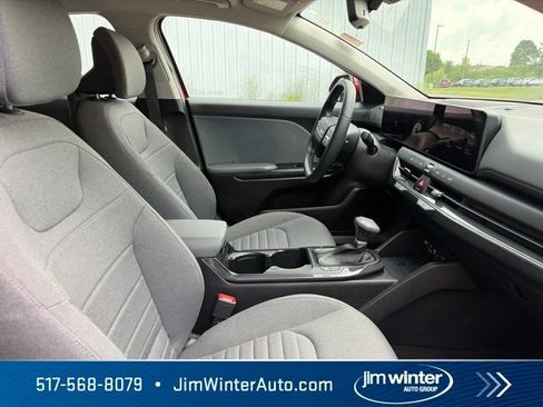 Used 2025 Kia K4 EX FWD image 13
