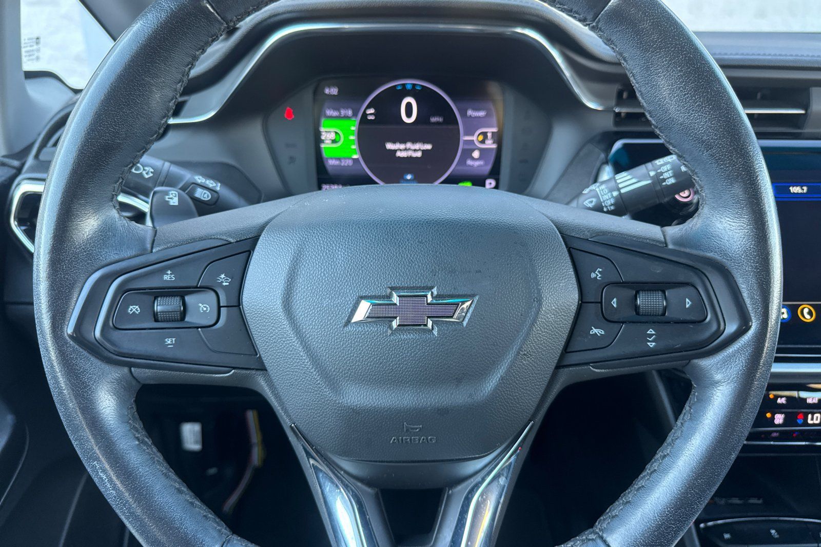 Used 2023 Chevrolet Bolt LT w/ Infotainment Package FWD image 34