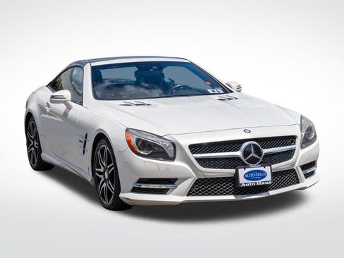 Used 2015 Mercedes-Benz SL 550 image 32