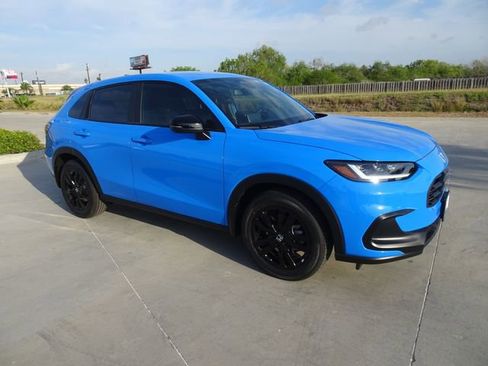 New 2026 Honda HR-V Sport image 3