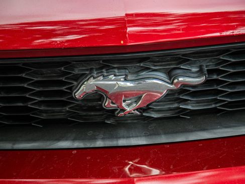 Used 2012 Ford Mustang Coupe image 15