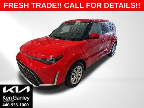 Certified 2023 Kia Soul LX image 1