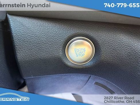 Used 2022 Hyundai Santa Fe SEL AWD/4WD image 20