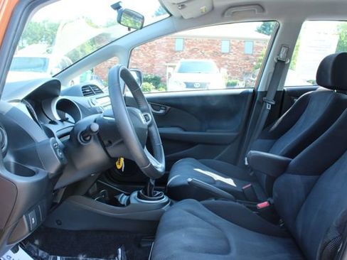 Used 2011 Honda Fit Sport image 12