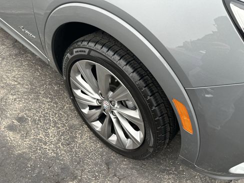 Certified 2024 Buick Envista Avenir image 10