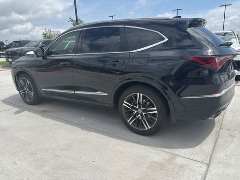 Used 2025 Acura MDX w/ Advance Package image 3